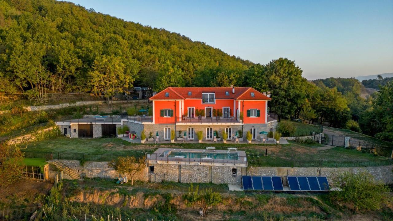 Agriturismo Cascina Trevo スポトルノ エクステリア 写真